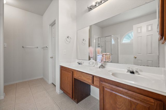 505 Boronia Road, Arlington, TX 76002