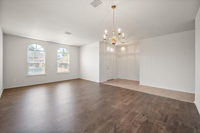 505 Boronia Road, Arlington, TX 76002