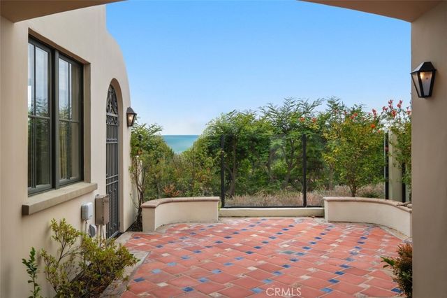 76 Sidra Cove, Newport Coast, CA 92657