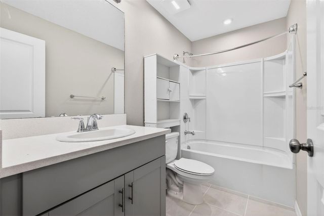 6425 FAIRMONT LANE, Palmetto, FL 34221