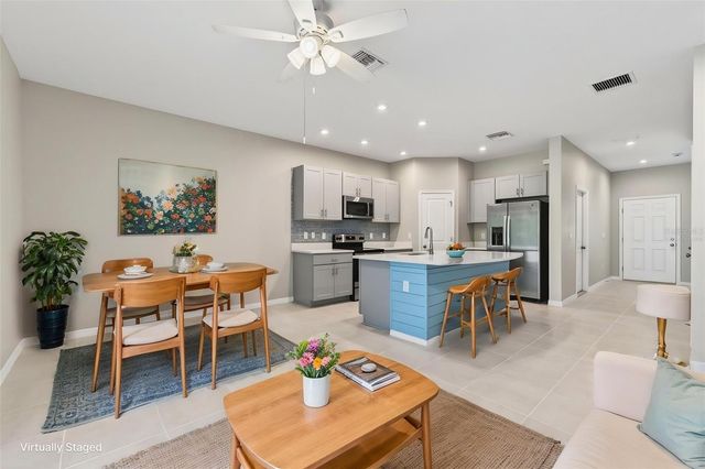 6425 FAIRMONT LANE, Palmetto, FL 34221