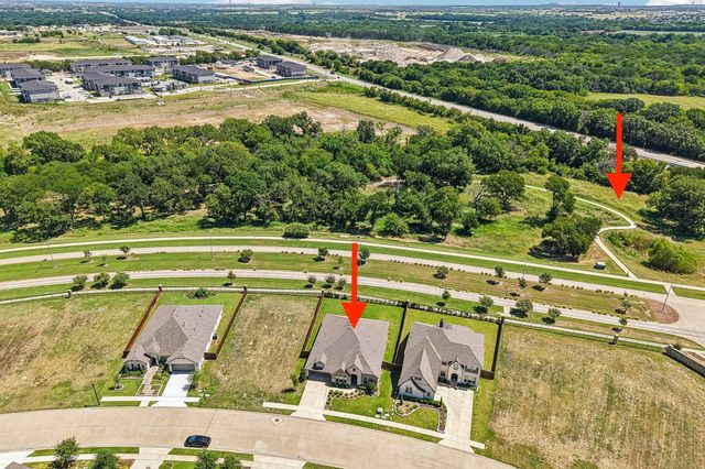208 Oakcrest Drive, Justin, TX 76247