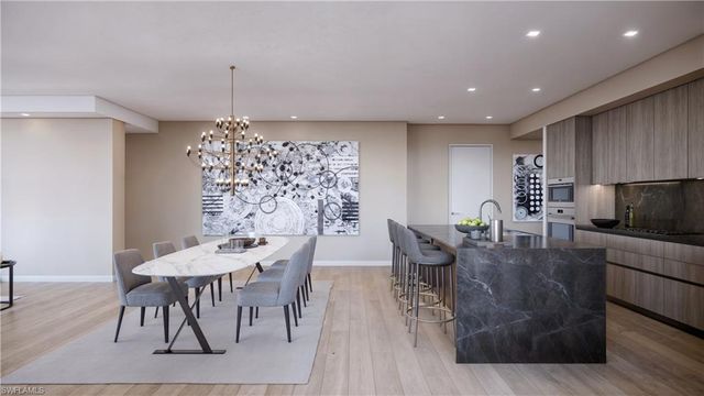 1301 3rd AVE S 6201, Naples, FL 34102