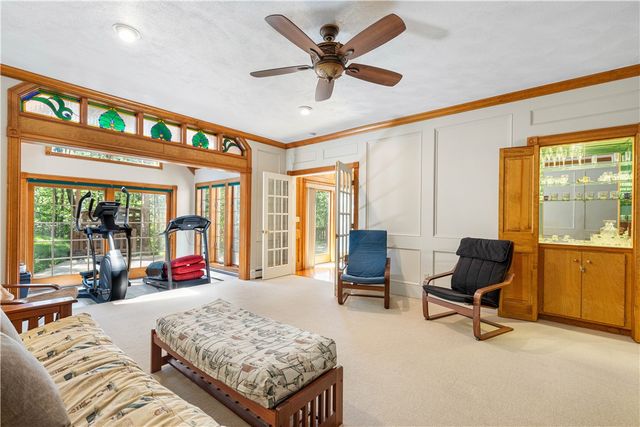 7 Kings Row, Cumberland, RI 02864