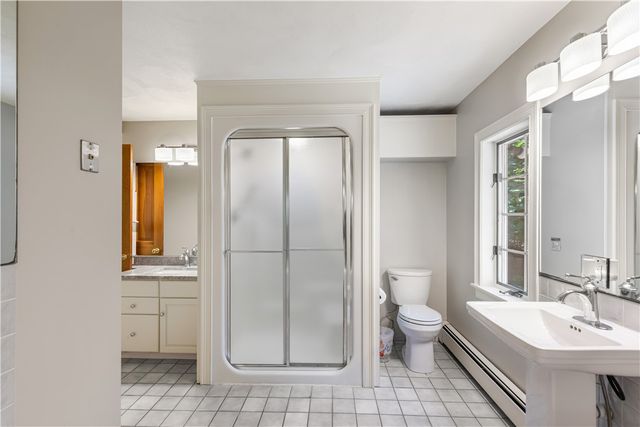 7 Kings Row, Cumberland, RI 02864