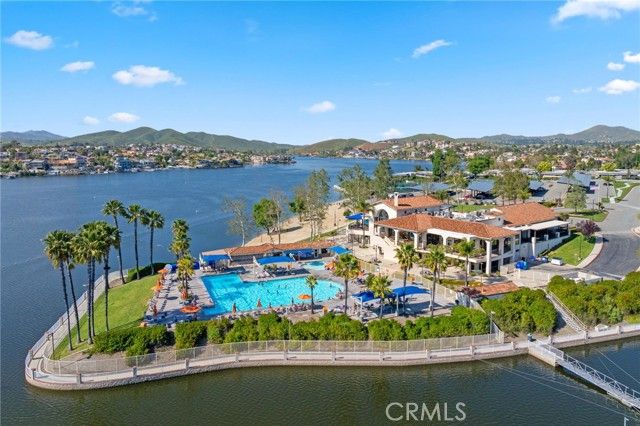 23068 Big Tee, Canyon Lake, CA 92587