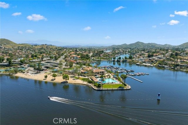 23068 Big Tee, Canyon Lake, CA 92587