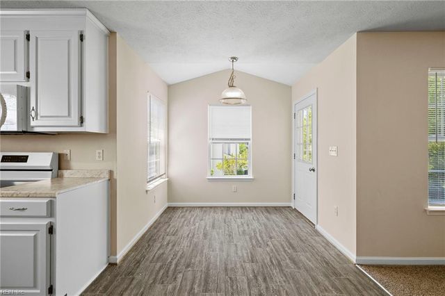 845 Vail RDG, Williamsburg, VA 23185