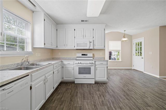 845 Vail RDG, Williamsburg, VA 23185
