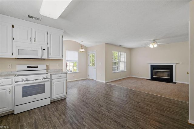 845 Vail RDG, Williamsburg, VA 23185
