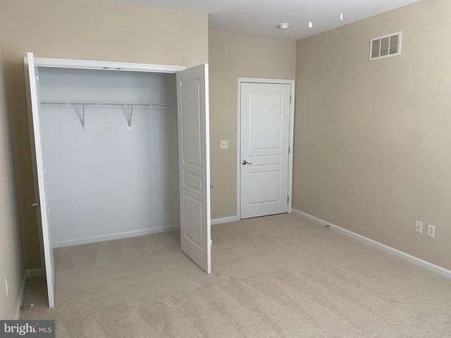 5205 LILAC CT, Upper Gwynedd, PA 19446