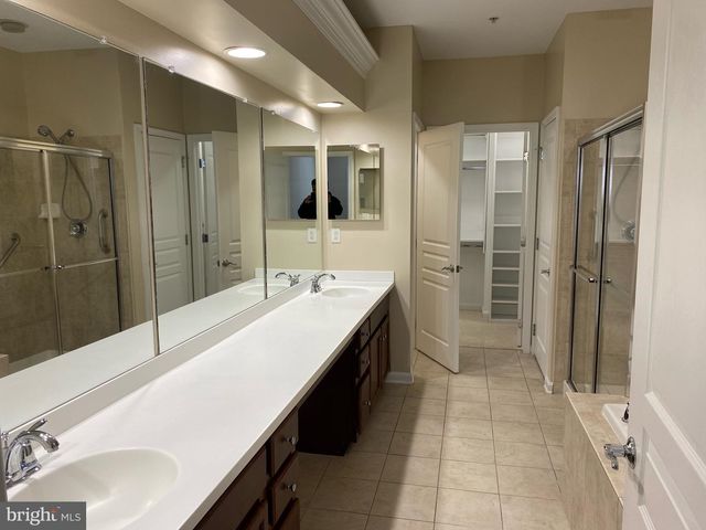 5205 LILAC CT, Upper Gwynedd, PA 19446