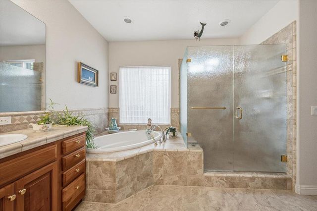 10716 Arianna Ct, Grass Valley, CA 95949