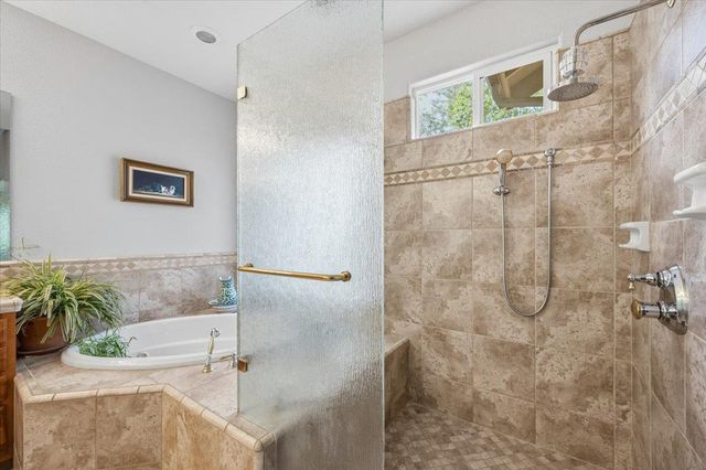 10716 Arianna Ct, Grass Valley, CA 95949