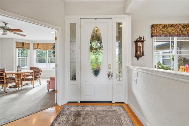 10716 Arianna Ct, Grass Valley, CA 95949