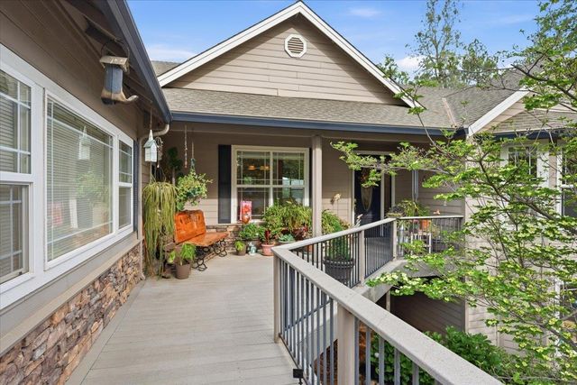 10716 Arianna Ct, Grass Valley, CA 95949