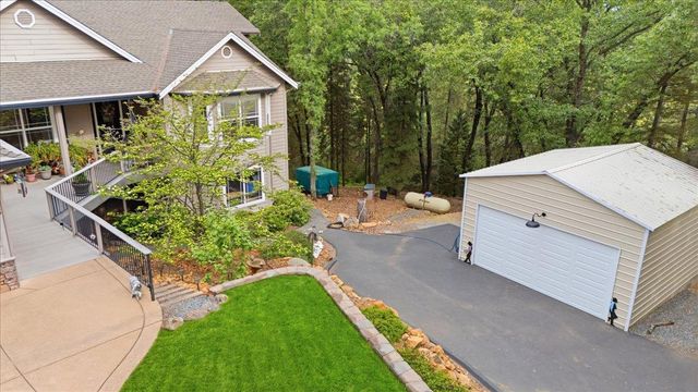 10716 Arianna Ct, Grass Valley, CA 95949