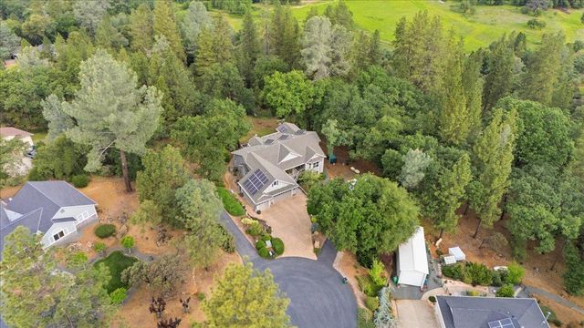 10716 Arianna Ct, Grass Valley, CA 95949