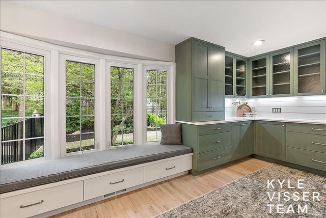 1585 River Oaks Drive, Ada, MI 49301