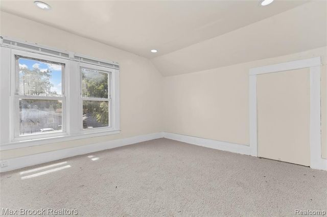 268 S Paddock Street, Pontiac, MI 48342
