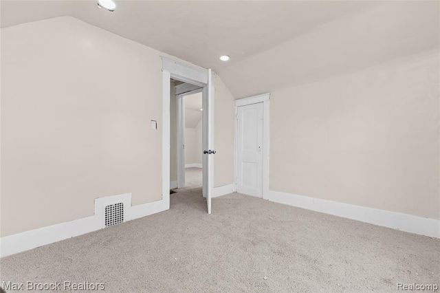 268 S Paddock Street, Pontiac, MI 48342