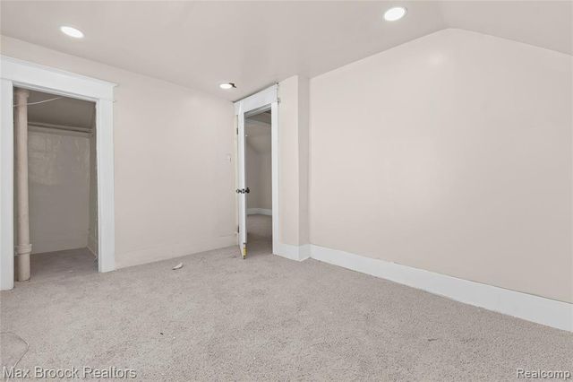 268 S Paddock Street, Pontiac, MI 48342