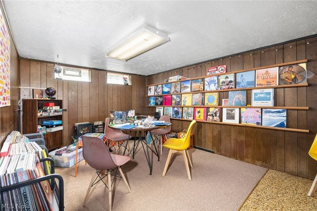 4747 Southwood Drive, Brooklyn, OH 44144
