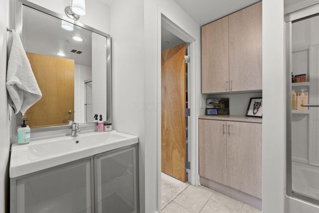 150 E Main Street, 301, Columbus, OH 43215