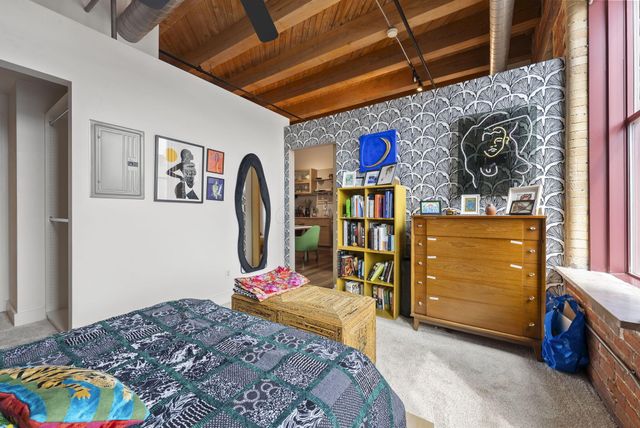 150 E Main Street, 301, Columbus, OH 43215