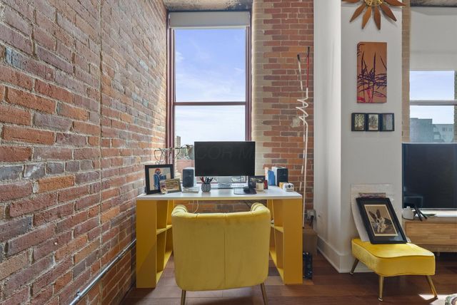 150 E Main Street, 301, Columbus, OH 43215