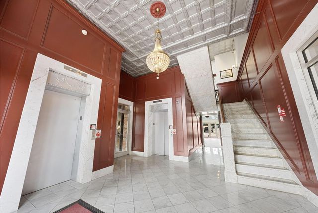 150 E Main Street, 301, Columbus, OH 43215