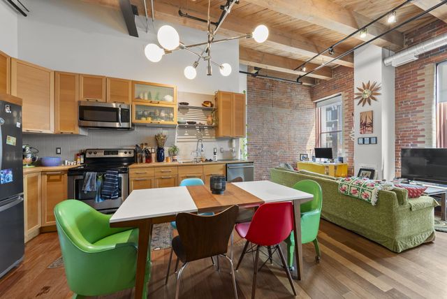 150 E Main Street, 301, Columbus, OH 43215