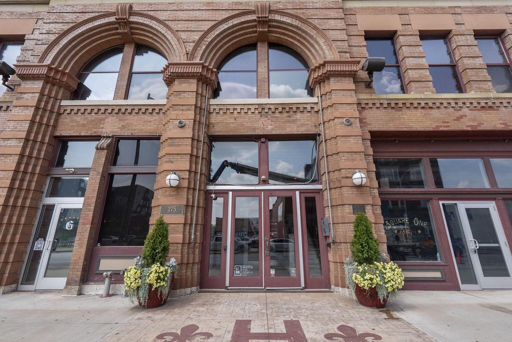 150 E Main Street, 301, Columbus, OH 43215