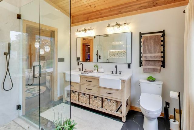 20473 N Plum Grove Road, Palatine, IL 60074