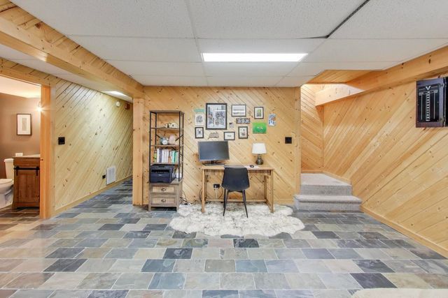 20473 N Plum Grove Road, Palatine, IL 60074