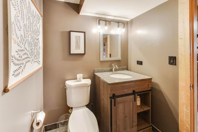 20473 N Plum Grove Road, Palatine, IL 60074