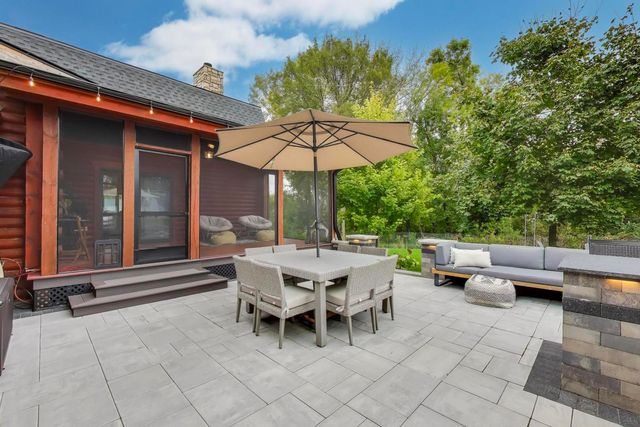 20473 N Plum Grove Road, Palatine, IL 60074