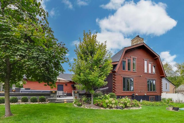 20473 N Plum Grove Road, Palatine, IL 60074