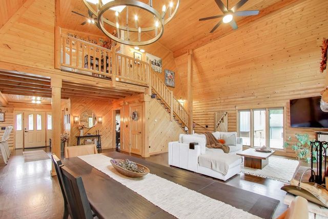 20473 N Plum Grove Road, Palatine, IL 60074