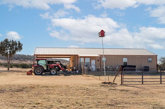 7830 927, Walnut Springs, TX 76690