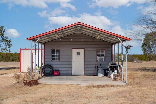 7830 927, Walnut Springs, TX 76690