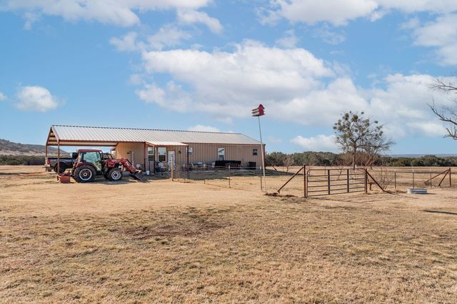 7830 927, Walnut Springs, TX 76690