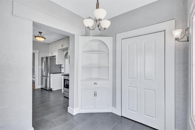 120 PARK STREET N, St Petersburg, FL 33710