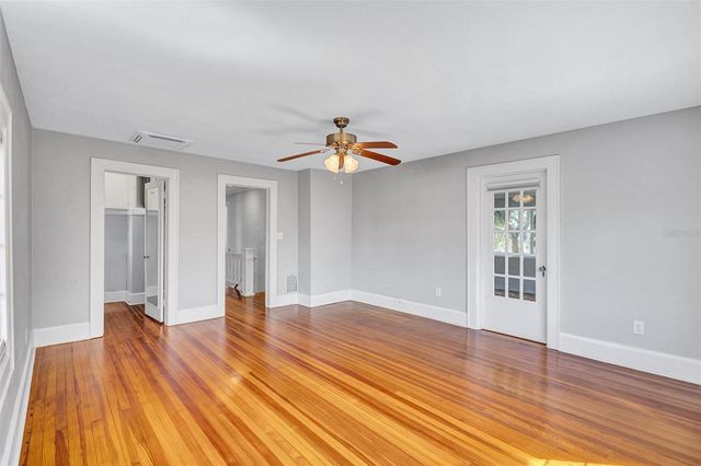 120 PARK STREET N, St Petersburg, FL 33710