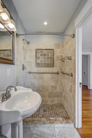 120 PARK STREET N, St Petersburg, FL 33710