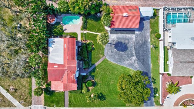 120 PARK STREET N, St Petersburg, FL 33710