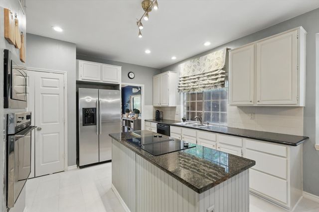 6833 Pentridge Drive, Plano, TX 75024