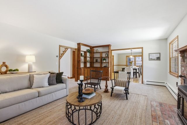 58 Kelleher St, Marlborough, MA 01752