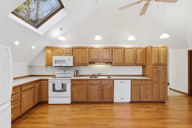 58 Kelleher St, Marlborough, MA 01752