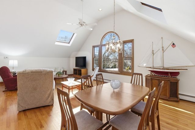 58 Kelleher St, Marlborough, MA 01752